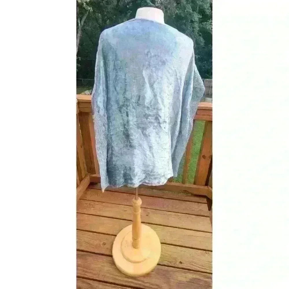 Soft Surroundings Iris Tunic Poncho Top XS Lace VNeck Boxy Velvet Batwing Boho - Picture 6 of 14